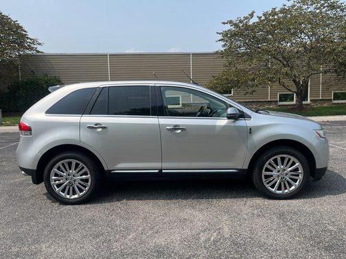 2013 Lincoln MKX Base