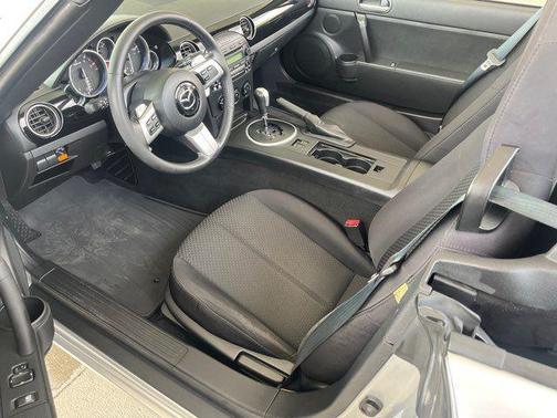 2006 Mazda MX-5 Miata Sport