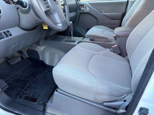 2017 Nissan Frontier SV