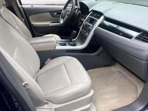 2011 Ford Edge SE
