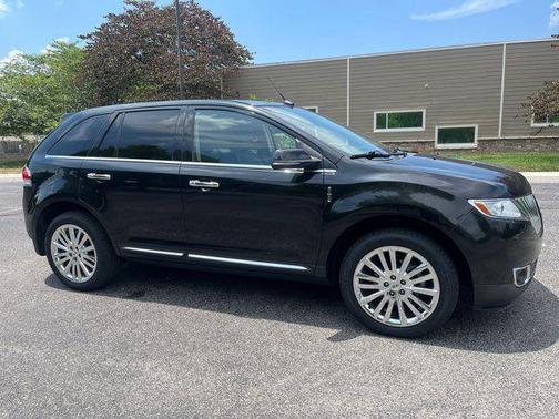 2013 Lincoln MKX Base
