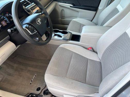 Classic Silver Metallic 2012 Toyota Camry Hybrid LE