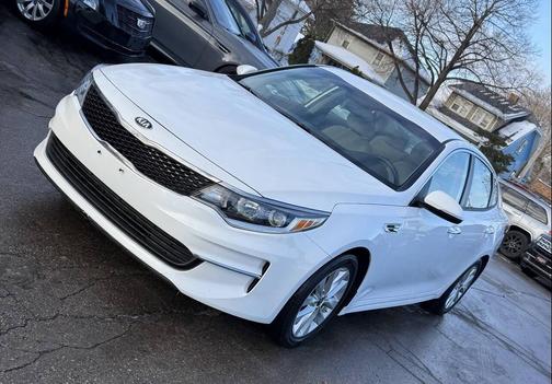 2018 Kia Optima LX