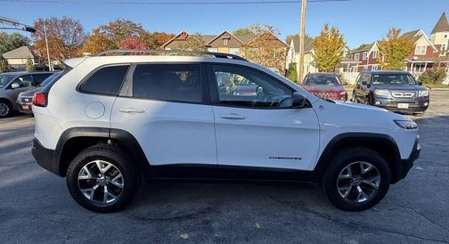 2016 Jeep Cherokee Trailhawk