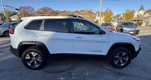 2016 Jeep Cherokee Trailhawk