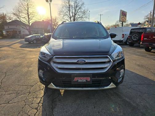 Agate Black Metallic 2019 Ford Escape SEL