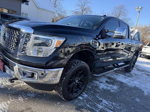 2016 Nissan Titan XD SL