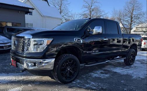 2016 Nissan Titan XD SL