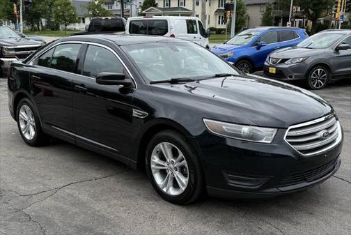 2014 Ford Taurus SEL