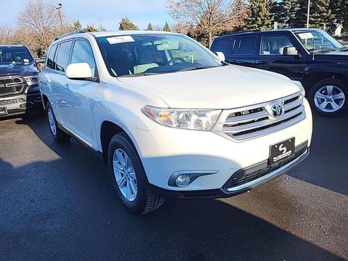 2012 Toyota Highlander SE