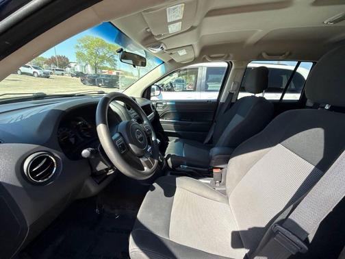 True Blue Pearlcoat 2014 Jeep Compass Sport