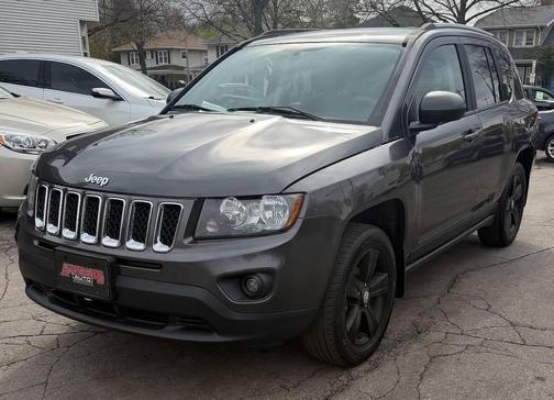 Granite Crystal Metallic Clearcoat 2016 Jeep Compass Sport