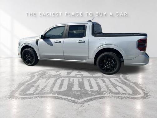 Space White Metallic 2026 Ford Maverick Lobo Standard