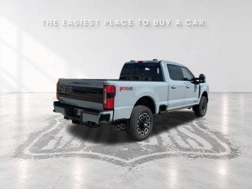 Glacier Gray Metallic Tri-Coat 2026 Ford F-250 Platinum