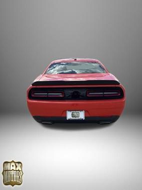 Go Mango 2023 Dodge Challenger SXT
