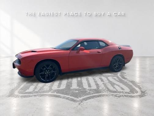Go Mango 2023 Dodge Challenger SXT