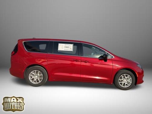 2026 Chrysler Voyager LX