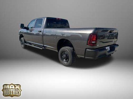 2025 RAM 2500 Tradesman Crew Cab 4x4 8' Box