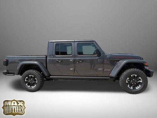 Granite Crystal Metallic Clearcoat 2026 Jeep Gladiator Shadow Ops