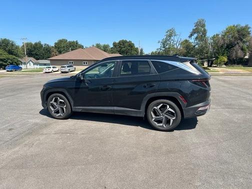 Phantom Black 2022 Hyundai TUCSON SEL