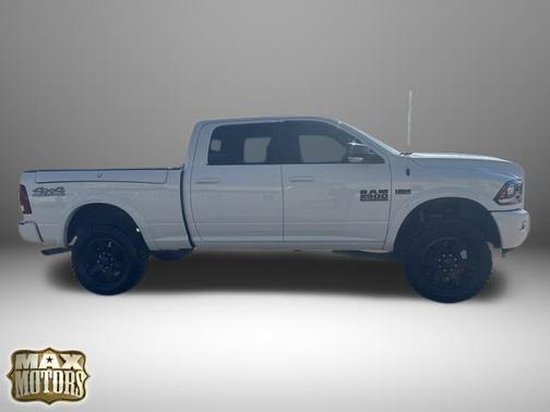 Bright White Clearcoat 2018 RAM 2500 Laramie Crew Cab 4x4 6'4' Box