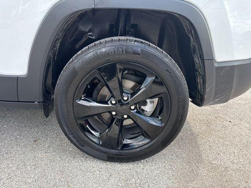 2021 Jeep Cherokee Altitude