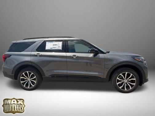 CARBONIZED GRAY METALLIC 2026 Ford Explorer ST-Line