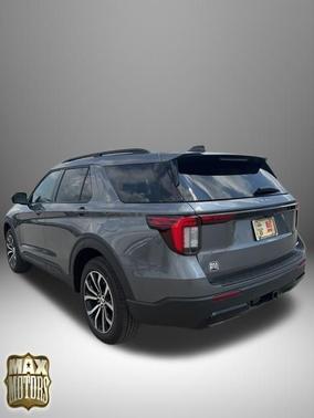 Carbonized Gray 2026 Ford Explorer ST-Line