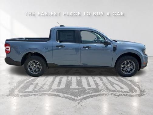 Azure Gray Metallic Tri-Coat 2026 Ford Maverick XLT