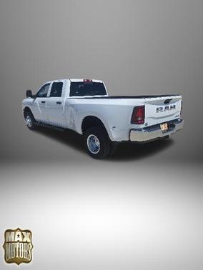 Bright White Clearcoat 2026 RAM 3500 Tradesman Crew Cab 4x4 8' Box