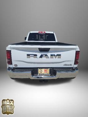 Bright White Clearcoat 2026 RAM 3500 Tradesman Crew Cab 4x4 8' Box