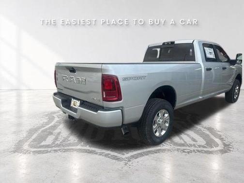 Silver Zynith 2026 RAM 3500 Big Horn