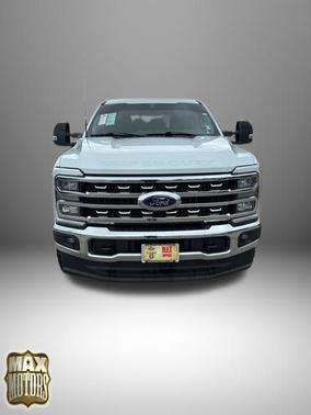 Oxford White 2024 Ford F-250 Lariat