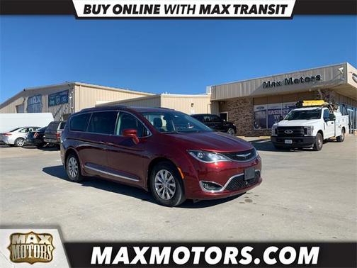 Velvet Red Pearlcoat 2018 Chrysler Pacifica Touring L