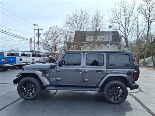 2022 Jeep Wrangler Unlimited Sahara