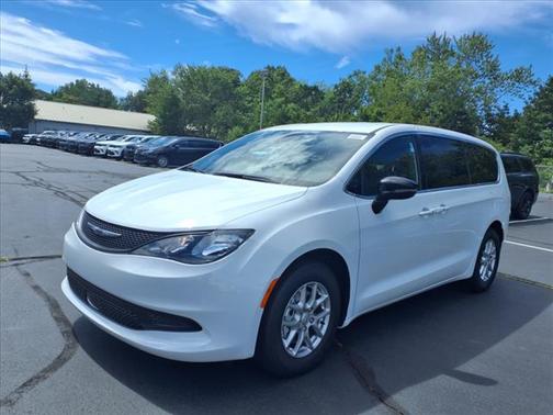 2026 Chrysler Voyager LX
