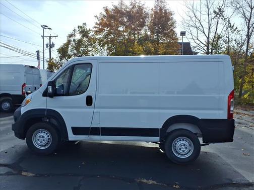 2026 RAM ProMaster 1500 Low Roof