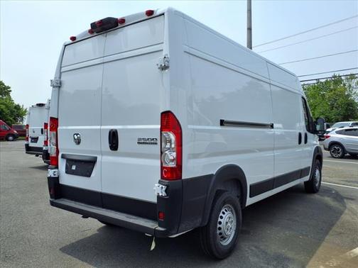 2025 RAM ProMaster 2500 Tradesman