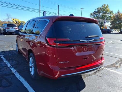 2026 Chrysler Pacifica L
