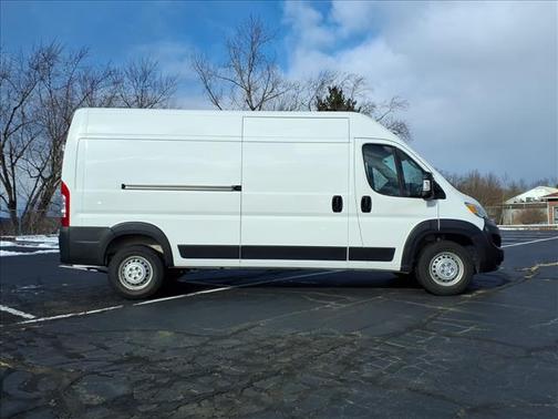2025 RAM ProMaster 2500 Tradesman