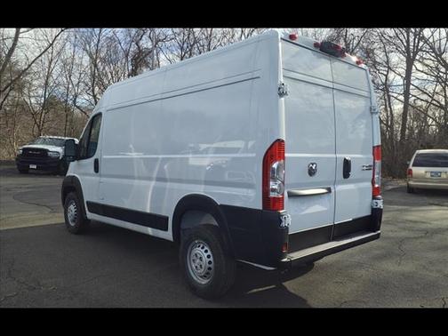 2025 RAM ProMaster 1500 Base