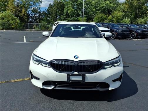 2021 BMW 330 i xDrive