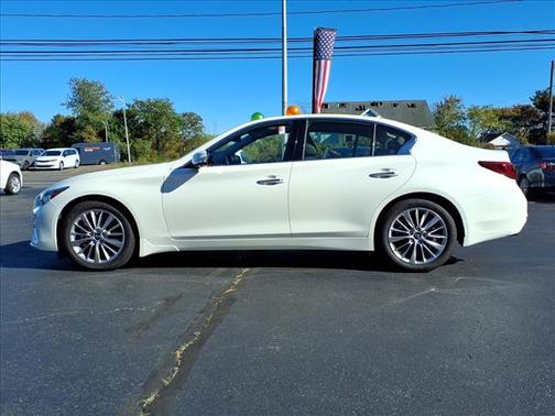 2023 INFINITI Q50 Base