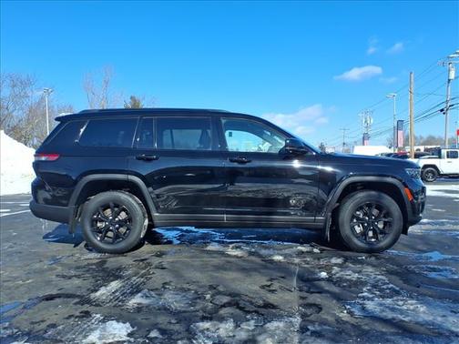 2025 Jeep Grand Cherokee L Altitude