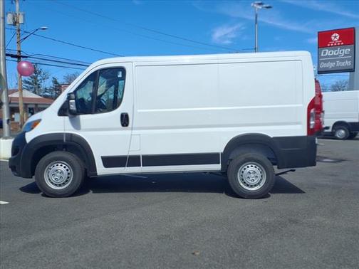 2025 RAM ProMaster 1500 Low Roof