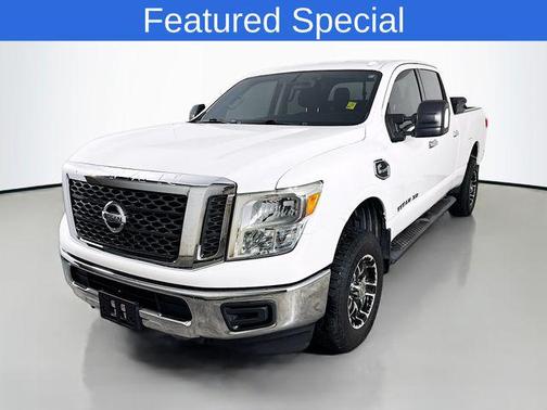 2017 Nissan Titan XD SV