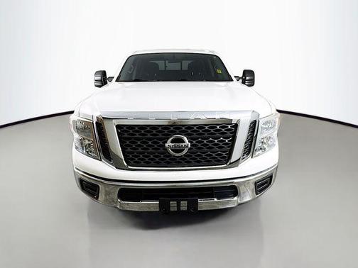 2017 Nissan Titan XD SV