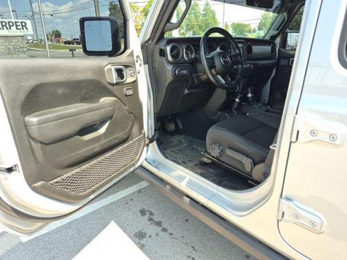 2022 Jeep Wrangler Willys