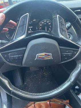 2020 Cadillac XT5 Premium Luxury