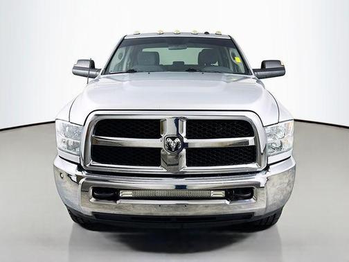 2017 RAM 2500 Tradesman Crew Cab 4x4 6'4' Box